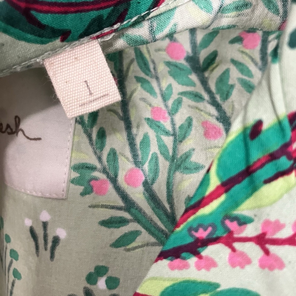 Printfresh Camel Courtyard Avocado Pajama Top Size Large Short Sleeve Button - Picture 4 of 12